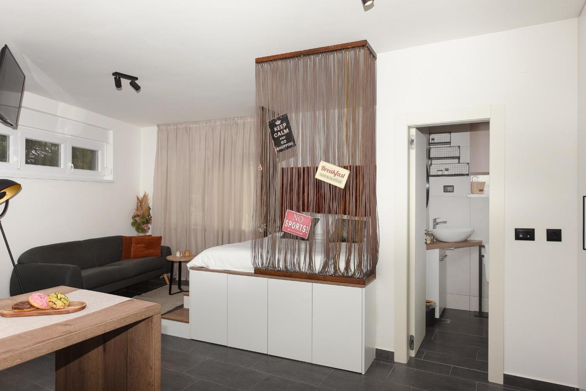 Feel Good Apartment & Studio Zara Esterno foto